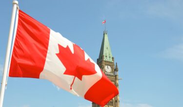 【Co-op（コープ）留学】学べて働けるカナダの人気留学制度！